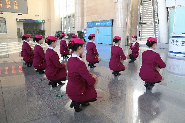 天津高铁乘务员面试