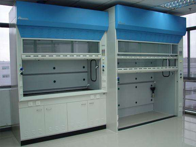 全鋼通風(fēng)柜是保證試驗(yàn)正常進(jìn)行不可少的設(shè)備