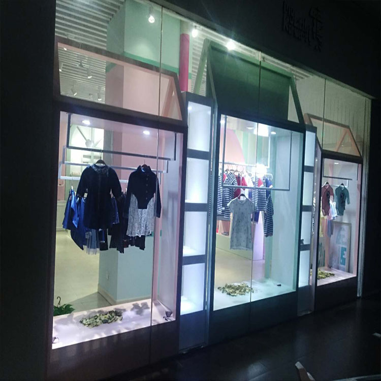 儿童服装店橱窗柜中岛展柜吧台