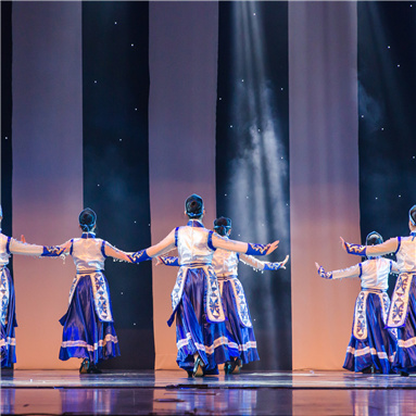 大型晚会舞美制作