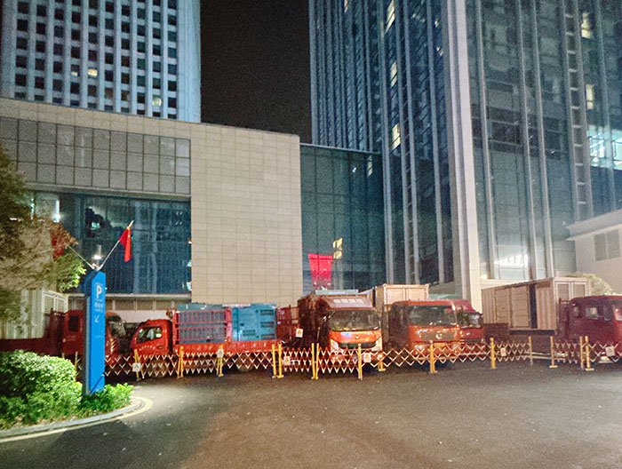 發(fā)電機(jī)組出租公司