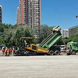 红莲大厦停车场无机料摊铺工程