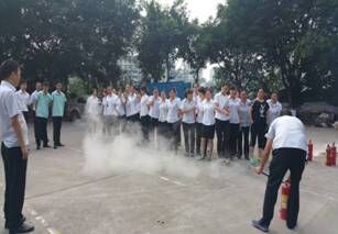 天福堂组织员工消防演习