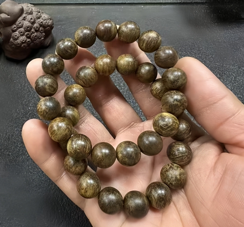 沉香手串 沉香手串