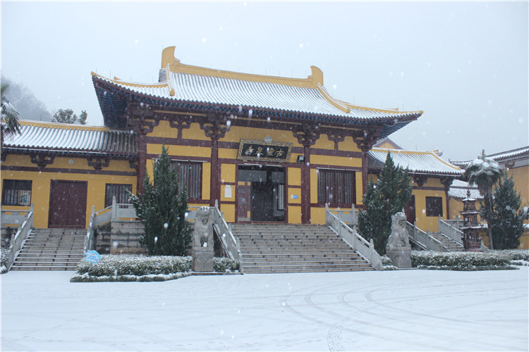 古灵泉寺雪景