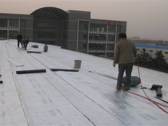 「锡安防水防腐」屋面卷材防水层热熔法施工技术
