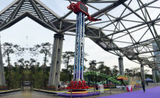 旋转塔.jpg 展会回顾丨2025第17届中山游博会-自由塔.jpg