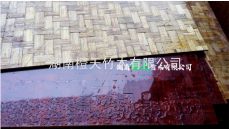 竹胶板厂家实验分享：竹胶板表面的红色覆膜纸是为了好看吗？