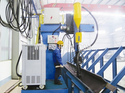 XBH-1600 悬臂式埋弧焊接机