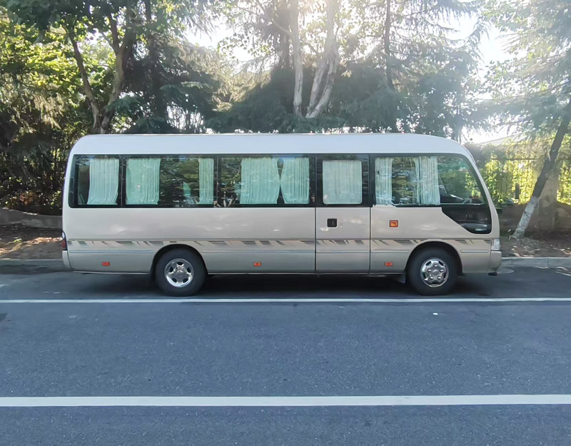 合肥丰田考斯特出租