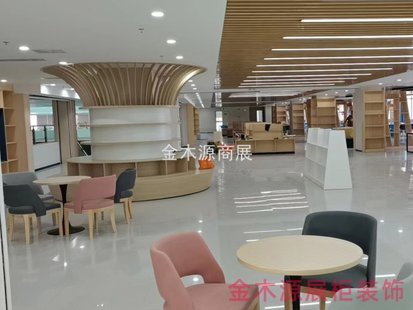 金木源展柜案例