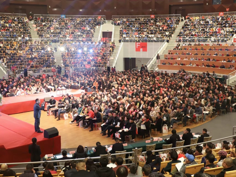 市场营销在商业中扮演什么角色？